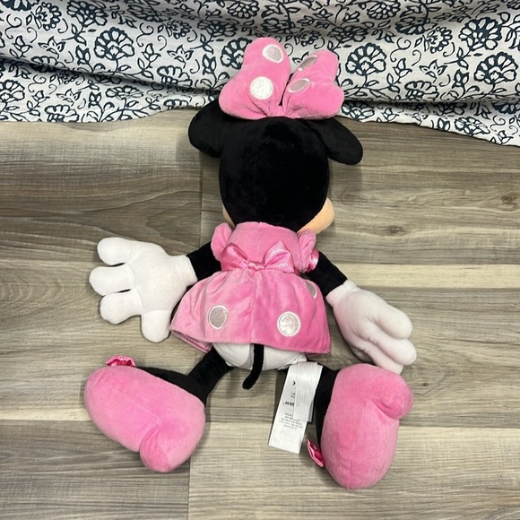 Disney pink dress mini mouse stuffed toy - Picture 7 of 9